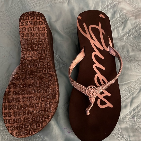 Guess black with silver high platforms - Picture 2 of 3